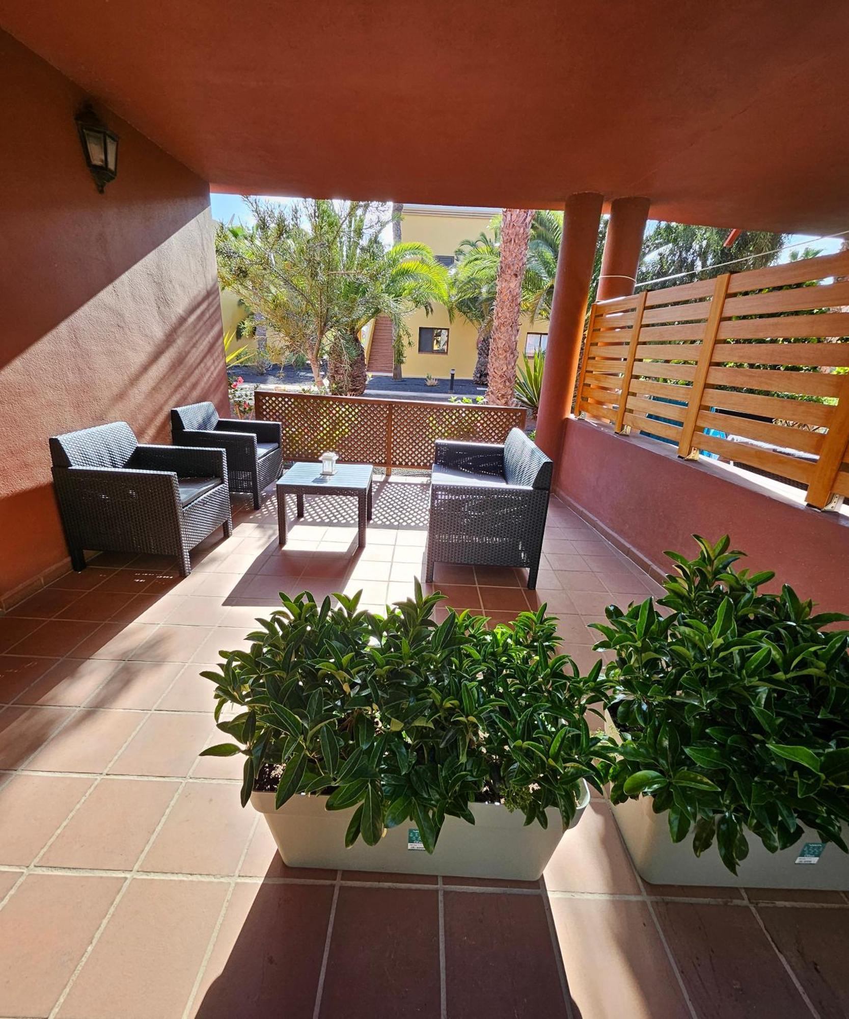 Tamarindo I Piscinas De Agua Salada Apartment Corralejo Exterior photo